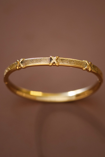 Sofia Bangle - Gold