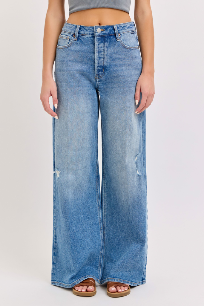 Past Life Wide Leg Jeans - Medium Wash