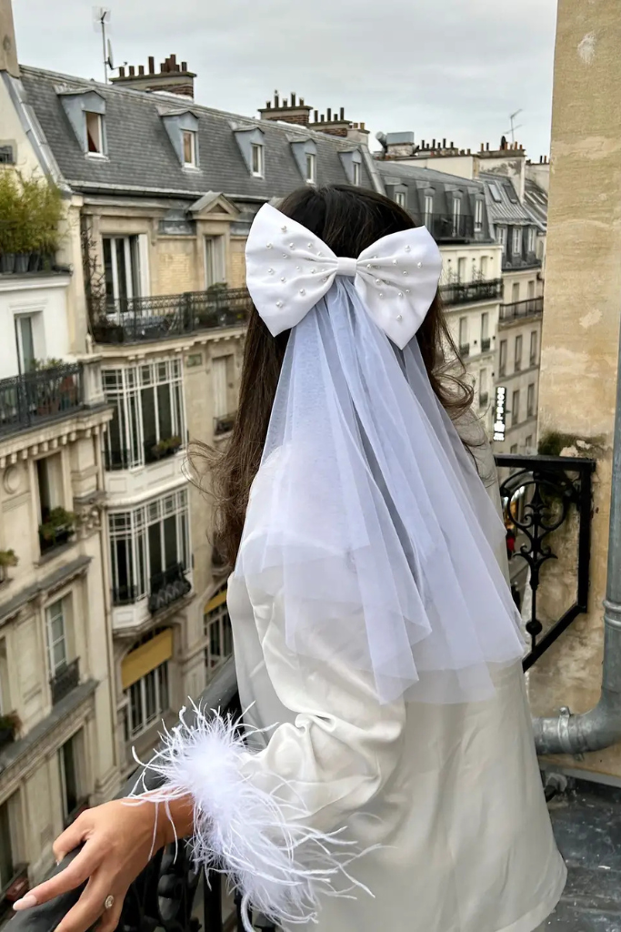 Hair Bow Wedding Veil - White