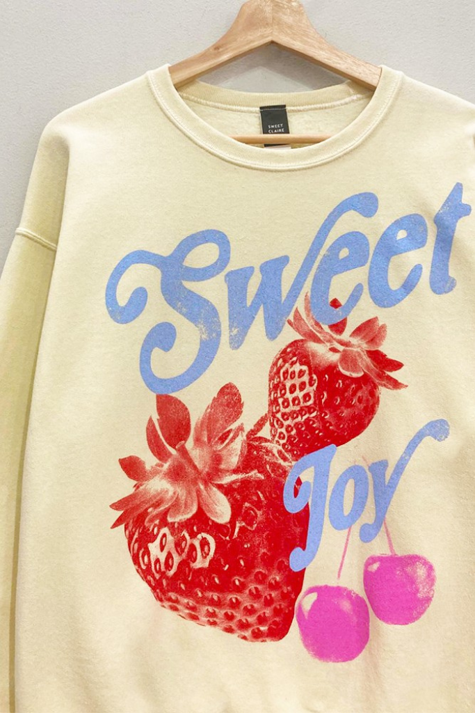 Sweet Joy Graphic Sweatshirt - Cream