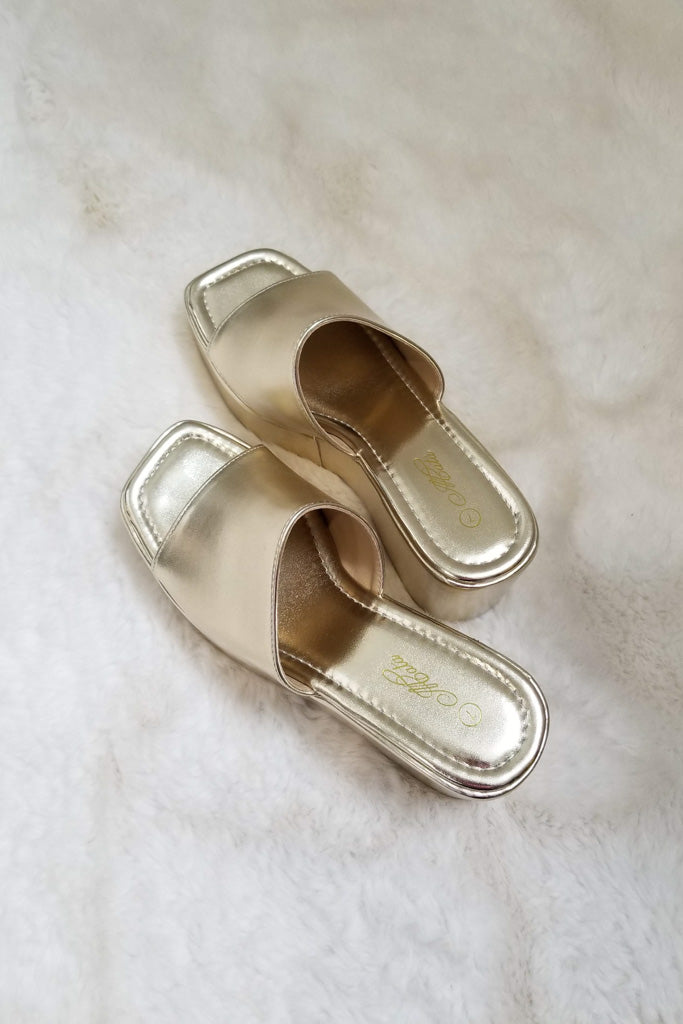 True To You Platform Sandal - Gold