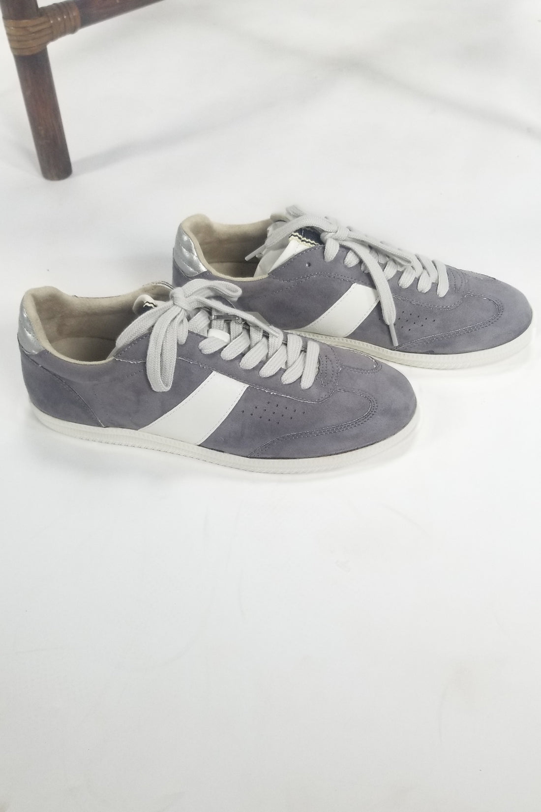 Sydney Sneaker - Grey Suede