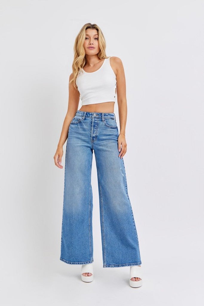 Feeling Bold Wide Legs Jeans - Medium Wash