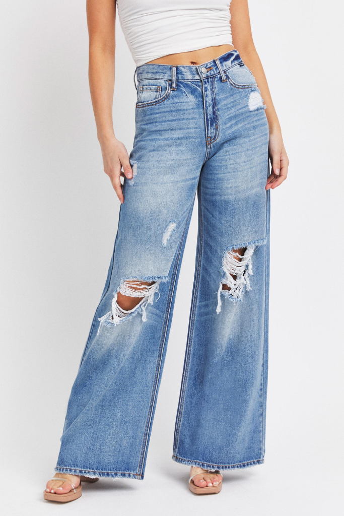 Go For It Wide Leg Jeans - Medium Wash