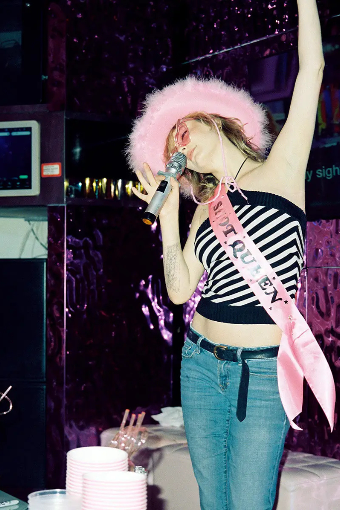 Shot Queen Birthday Sash - Pink