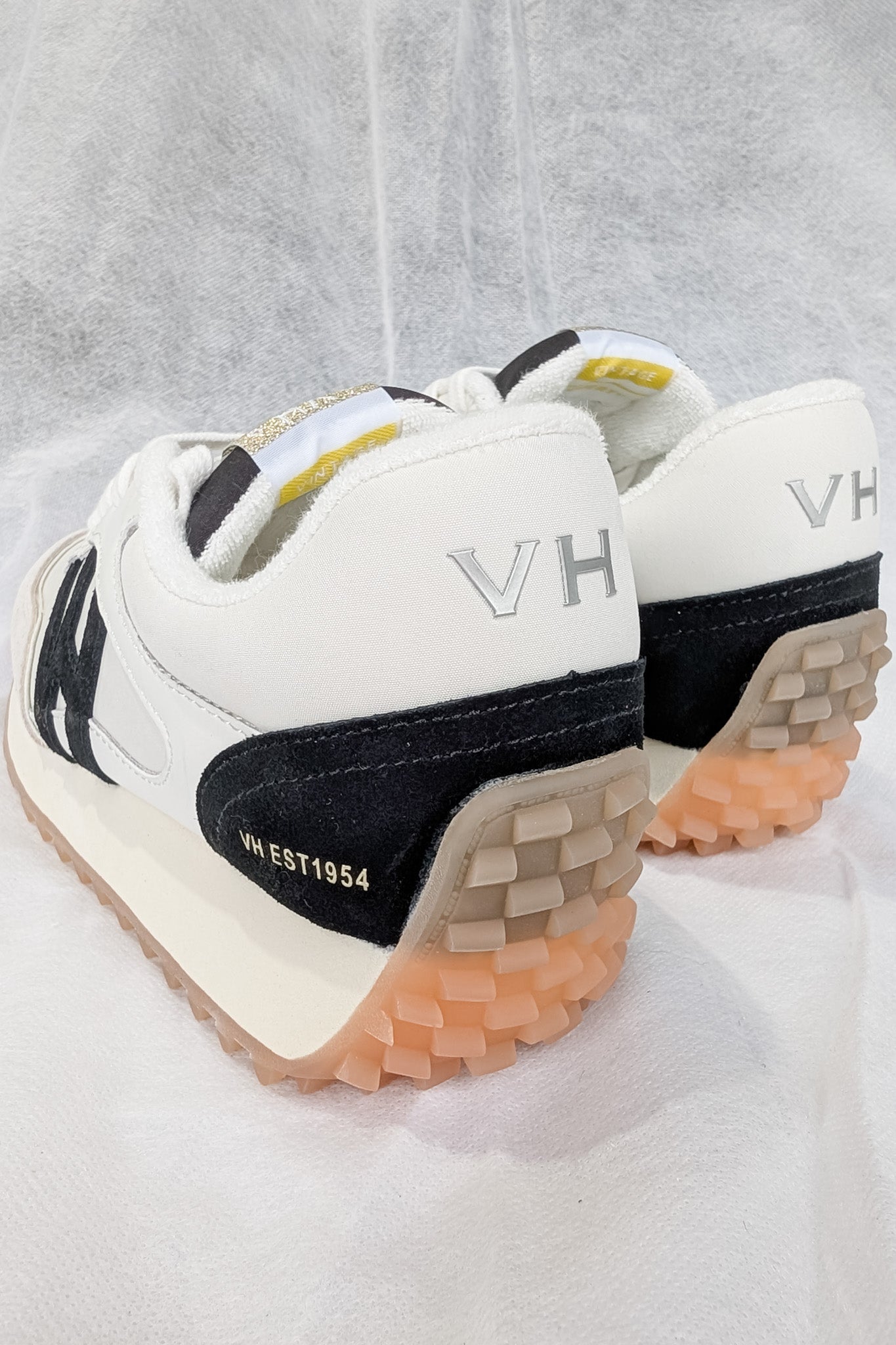 VH Cosmic 43 Sneaker - Black/Gold Multi