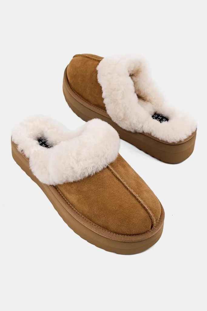 Trudie Slippers - Camel