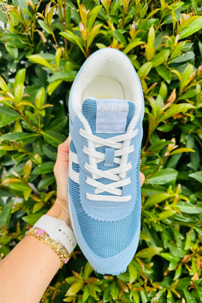 Vintage Havana Cosmic 11 Sneakers - Sky Blue