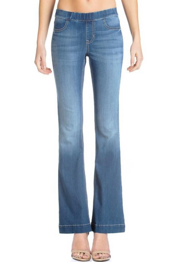 Reason To Relax Flared Jeans- Medium Wash