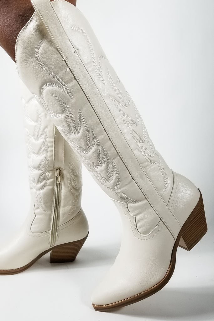 Matisse Dixie Cowgirl Boots - White