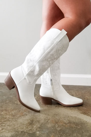 Good To Know Cowgirl Boot - White