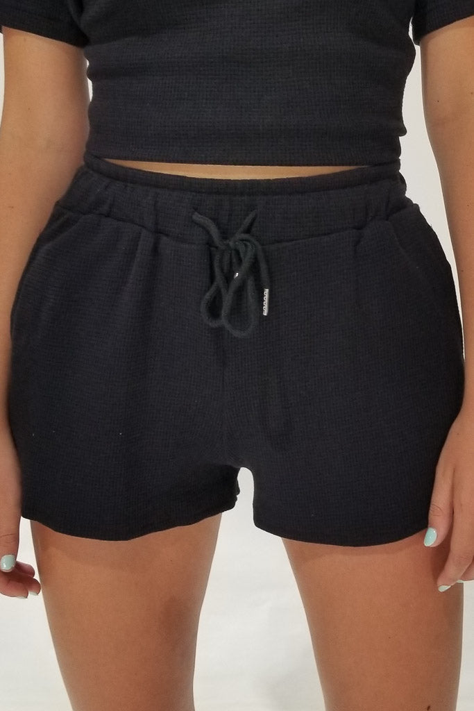 Do Not Disturb Shorts - Black