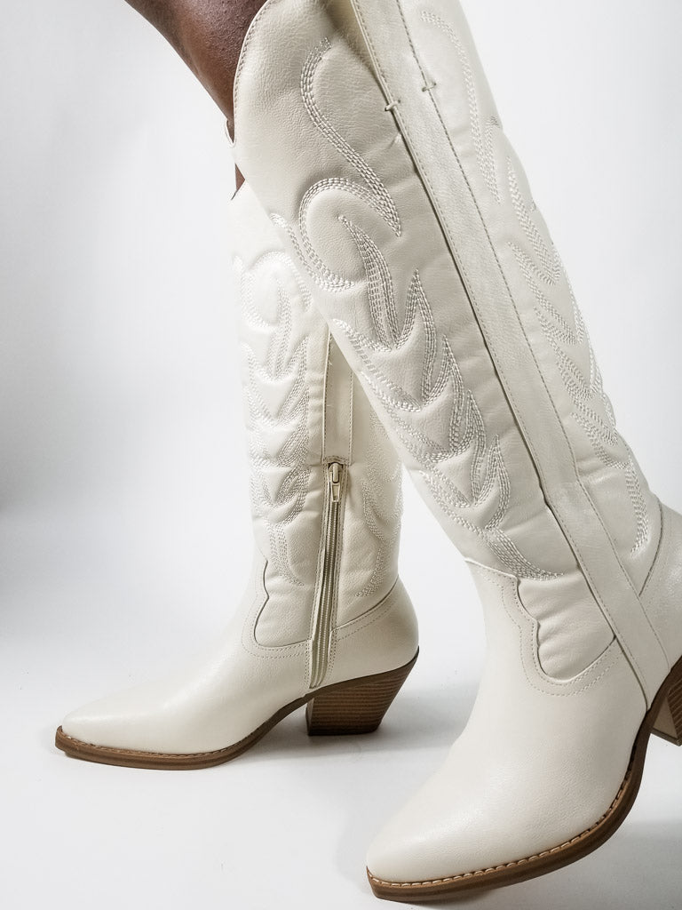 Matisse Dixie Cowgirl Boots - White