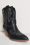 Getting Rowdy Cowgirl Boots- Black