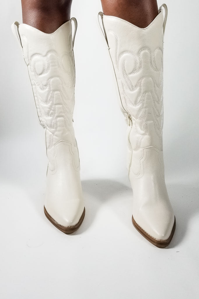 Matisse Dixie Cowgirl Boots - White